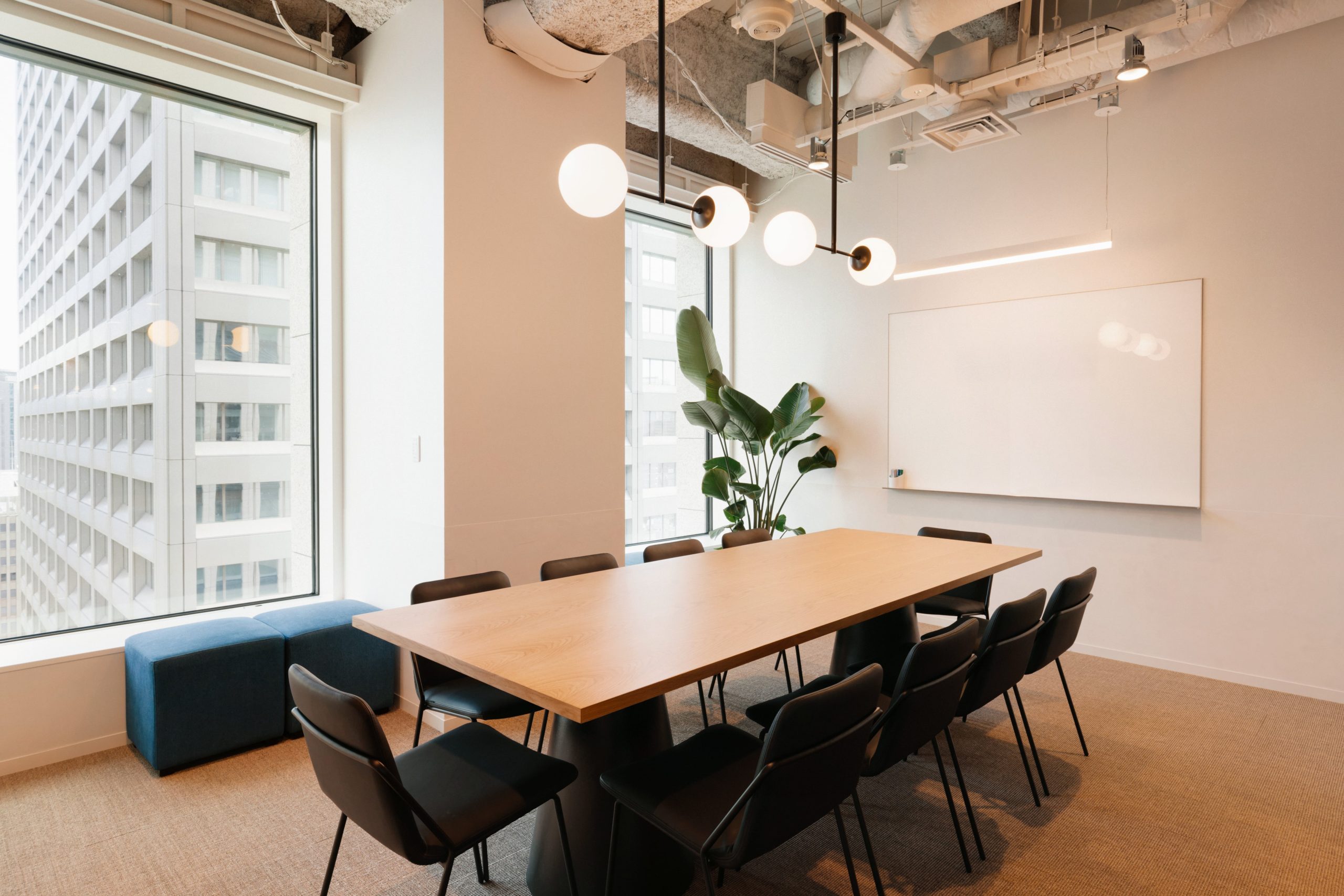 20180908 WeWork Hibiya Park Front - Conference Room - 17B-min