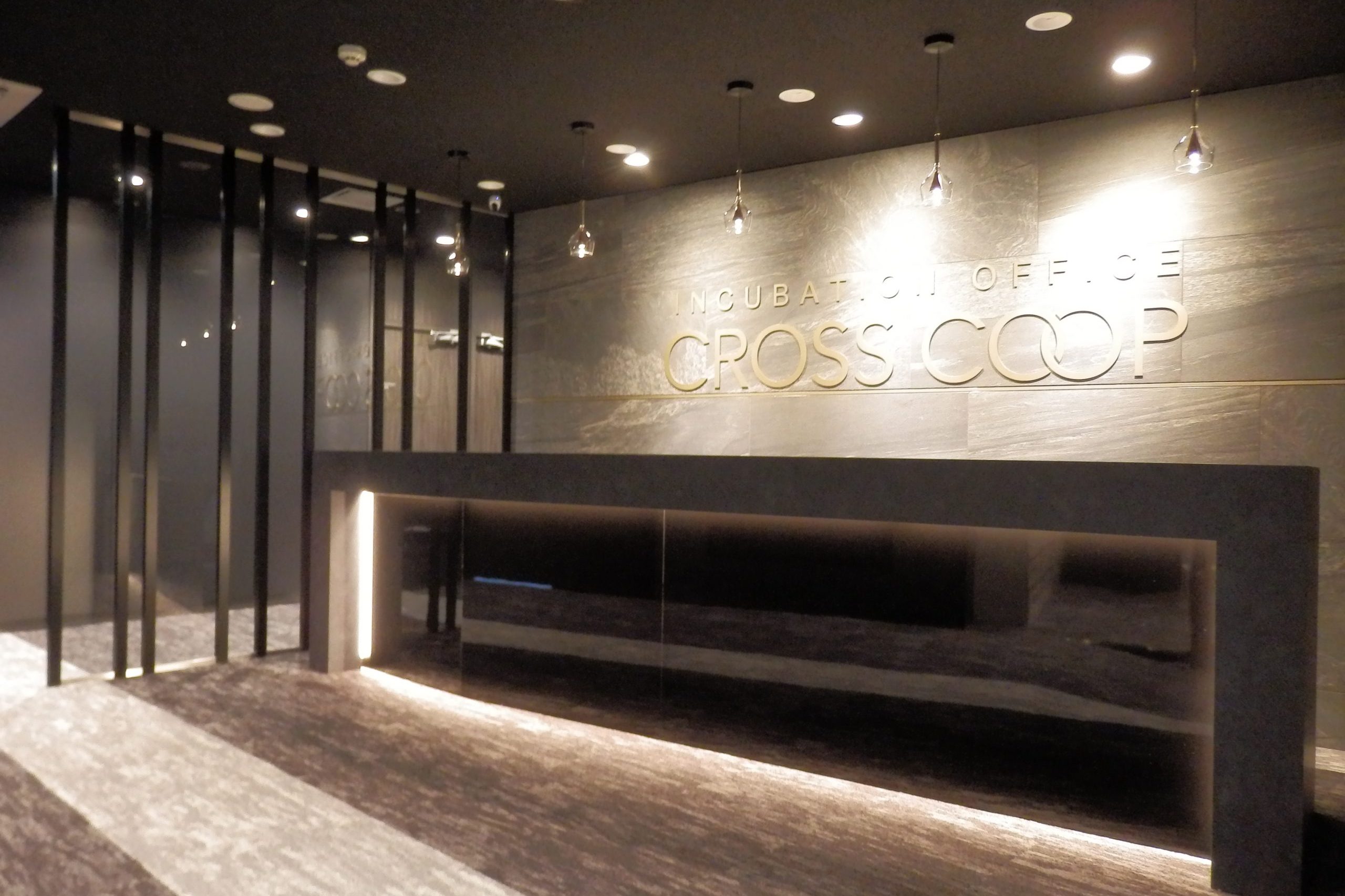 CROSSCOOP新宿SOUTH6階レセプション