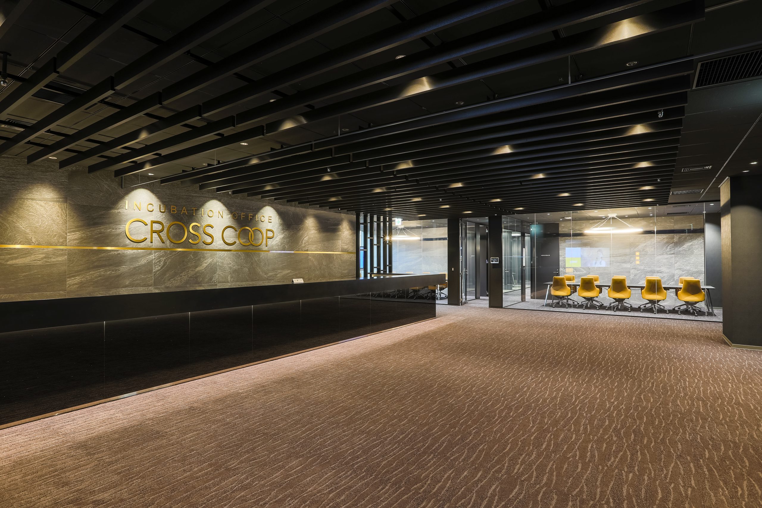 CROSSCOOP新橋受付②