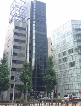 ワイ・エヌ銀座ビルの外観写真