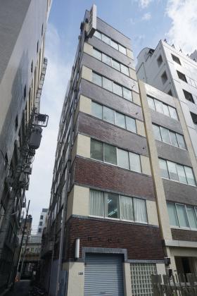 日東ビルの外観写真