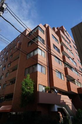 小田急南青山マンションの外観写真