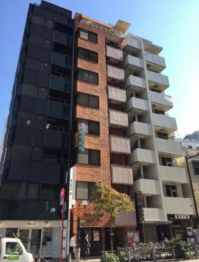 酒井ビルの外観写真
