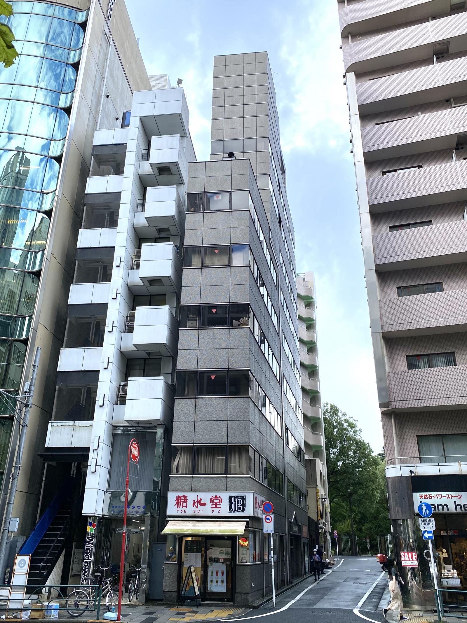 新宿フロント(旧エスケー新宿御苑)ビル