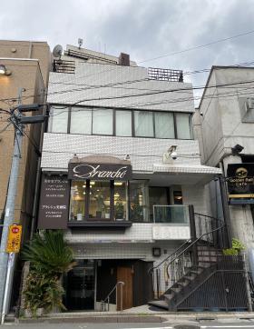 六本木高橋ビルの外観写真