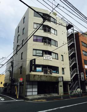 ルミエール元麻布ビルの外観写真