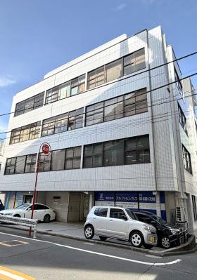 新代々木ビルの外観写真
