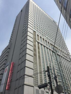 スカイビルの外観写真