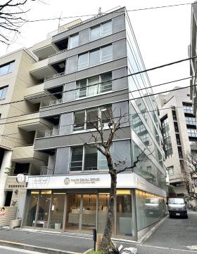 プレイアデ一番町ビルの外観写真