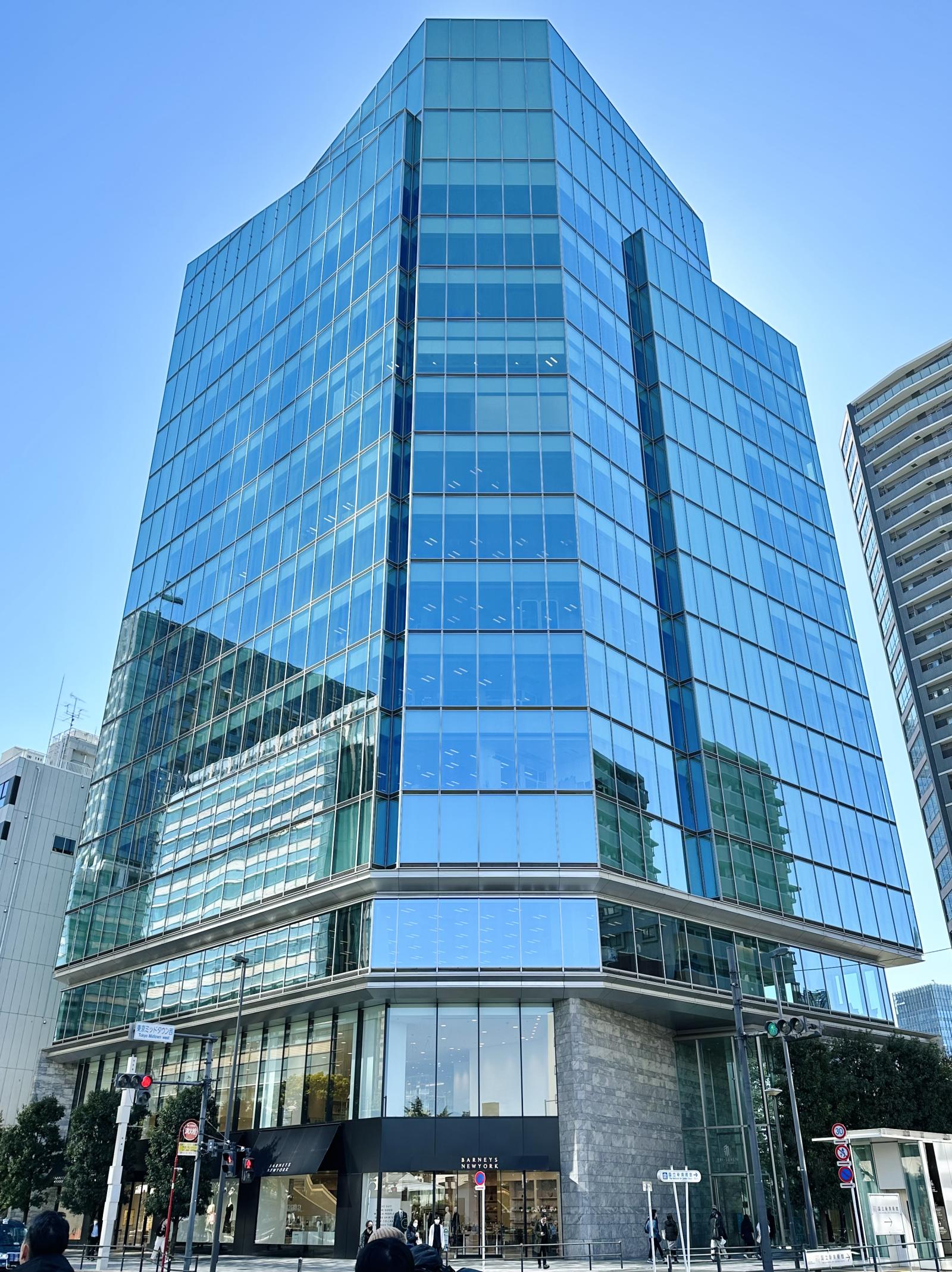 TRI-SEVEN ROPPONGI(トライセブン ロッポンギ)