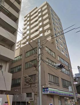 アクロスビルの外観写真