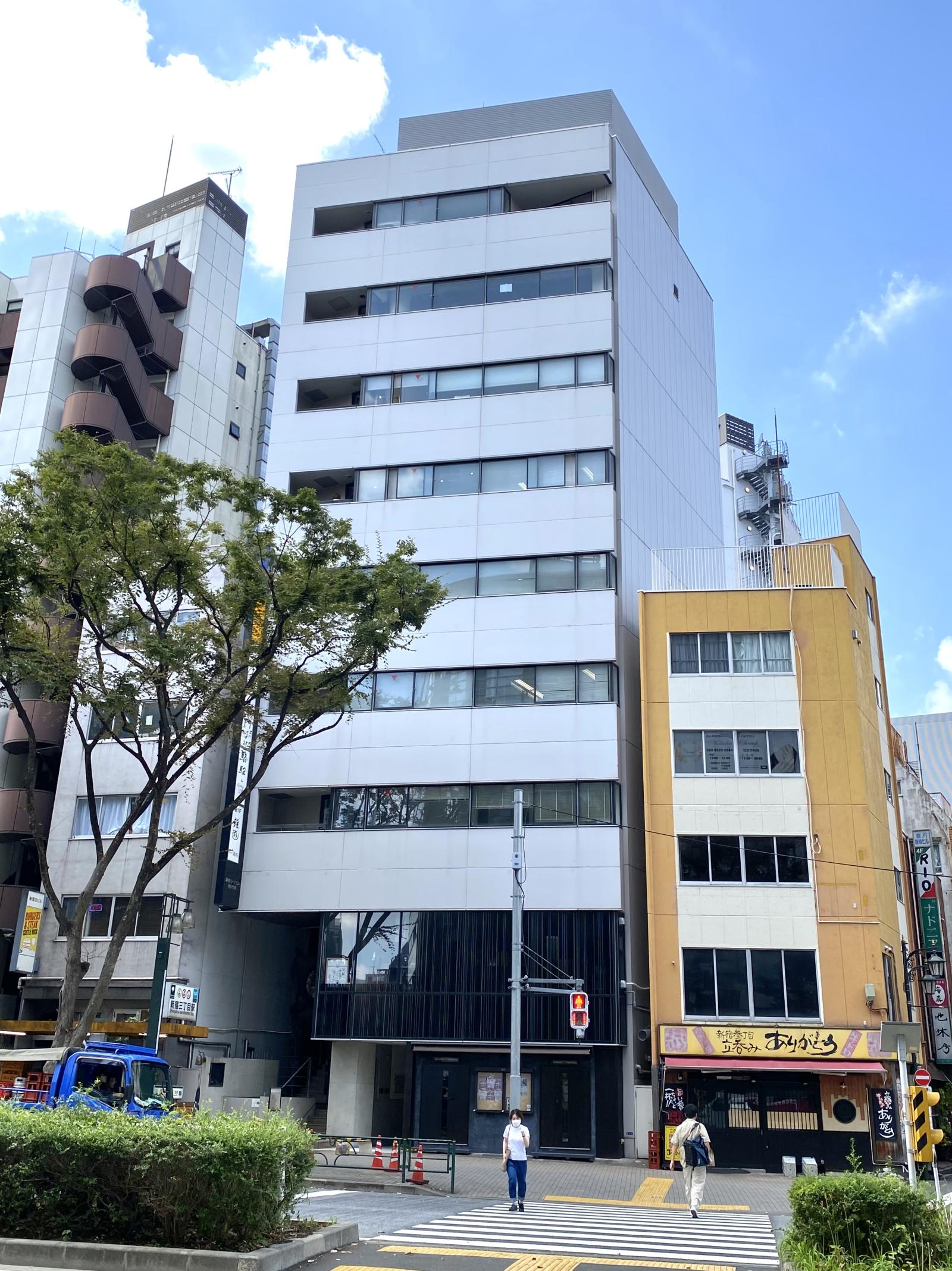 新宿O・Tビル