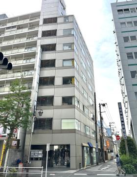リービルの外観写真