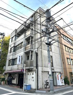 ARAIビルの外観写真