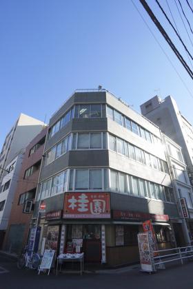 第2アサヒビルの外観写真