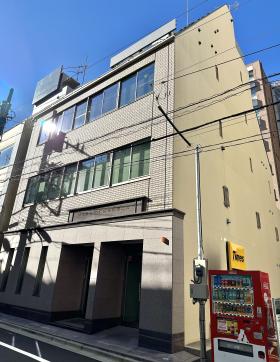 神田東松下町飯田鋲...の外観写真