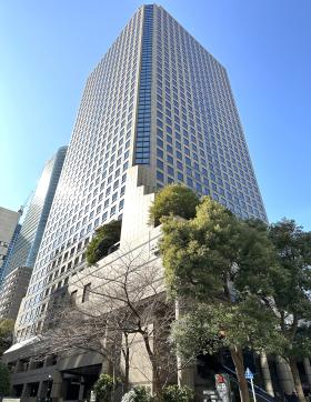 城山トラストタワーの外観写真