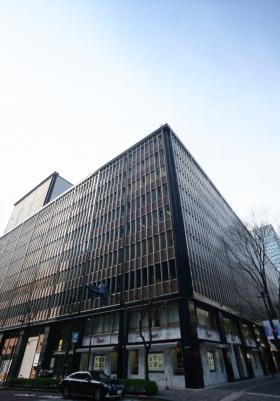 国際ビルの外観写真