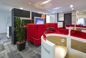 Regus(リージ...の外観写真