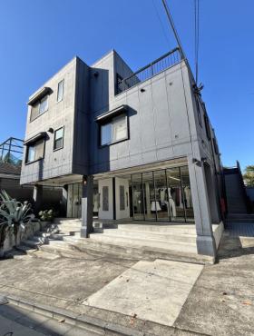 CASA表参道ビルの外観写真