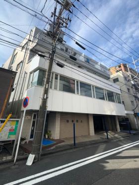 YKビルの外観写真