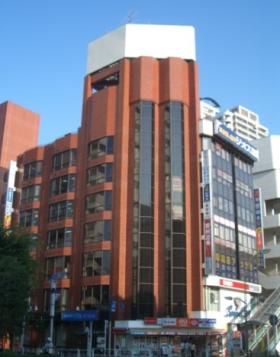 府中駅前ビルの外観写真