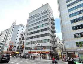 阪急産業梅田の外観写真