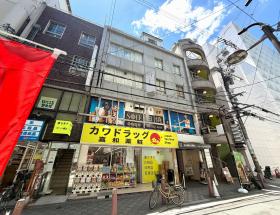 東心斎橋ビル西館の外観写真