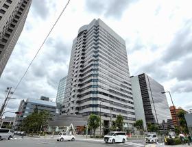 新大阪トラストタワーの外観写真