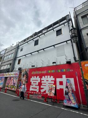 白鳳新宿第8ビルの外観写真