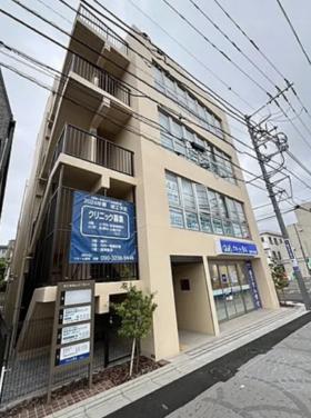京王南烏山4丁目ビルの外観写真
